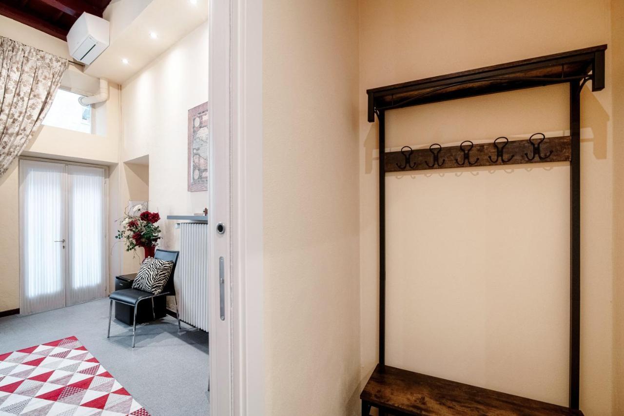 Historical Suites - The House Of Travelers Como Exterior photo